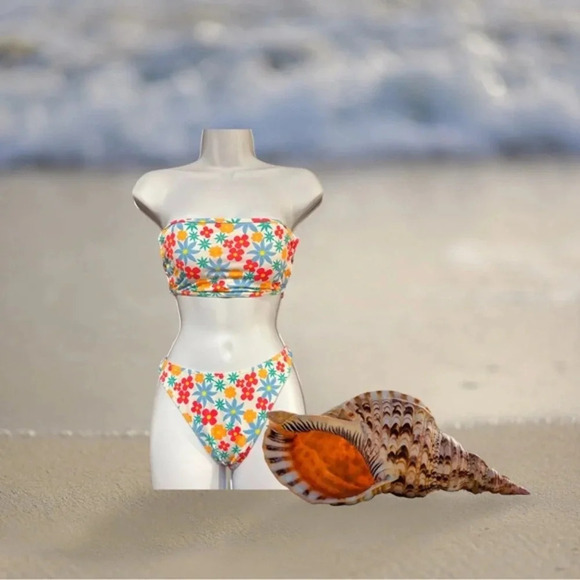 sunny co Other - SunnyCo Cross-Cross Tube Bikini Set - Size Medium